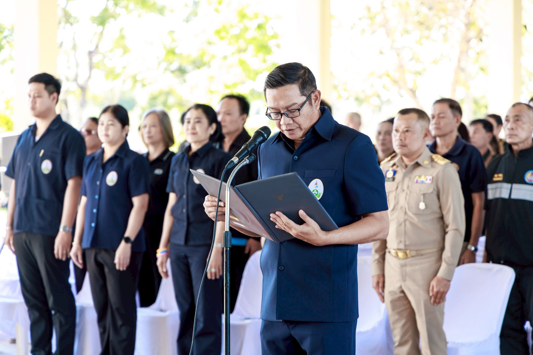 title - ส.ป.ก.เพชรบุรี ร่วมพิธีเปิดและให้บริการโครงการคลินิกเกษตรเคลื่อนที่ในพระราชานุเคราะห์ สมเด็จพระบรมโอรสาธิราช ฯ สยามมกุฎราชกุมาร โดยโครงการดังกล่าวมุ่งเน้นการยกระดับคุณภาพชีวิตและส่งเสริมความเข้มแข็งให้แก่ภาคการเกษตรในพื้นที่อำเภอเมืองเพชรบุรี
